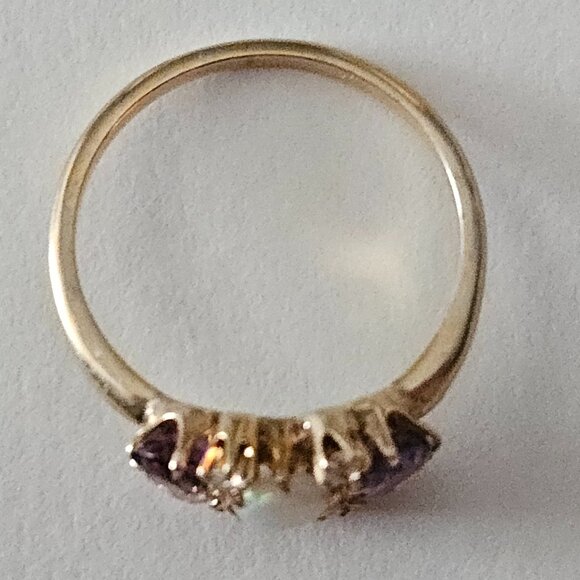 10K Gold Ring with Opel, Diamonds, and Amethyst Stones - Picture 11 of 12